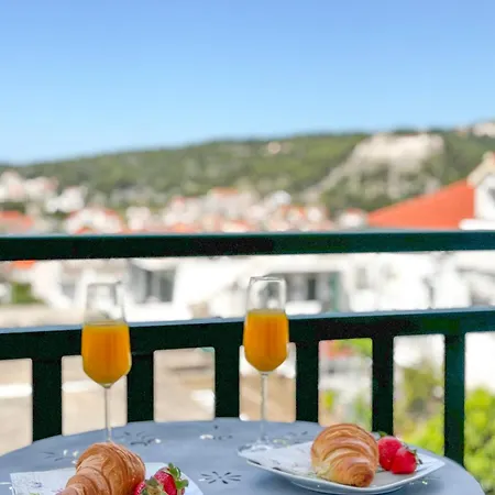 Hvar Sunny Hill * هفار